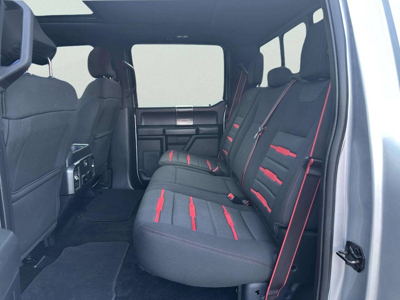 Used 2017 Ford F150 XLT w/ Equipment Group 302A Luxury AWD/4WD image 42