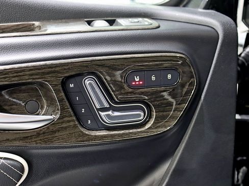 Used 2024 Mercedes-Benz Sprinter 3500 image 32