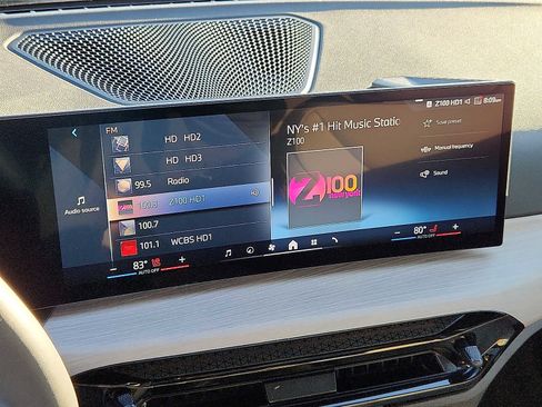 Certified 2025 BMW 230i xDrive Coupe w/ Convenience Package image 16