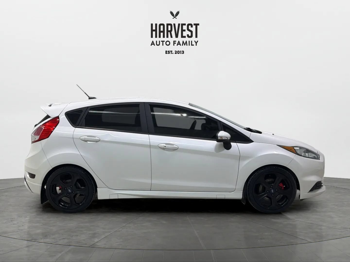 Used 2019 Ford Fiesta ST FWD image 8