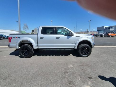 Used 2015 Ford F150 XLT image 2