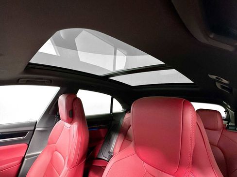 Certified 2024 Porsche Macan 4 Electric image 21