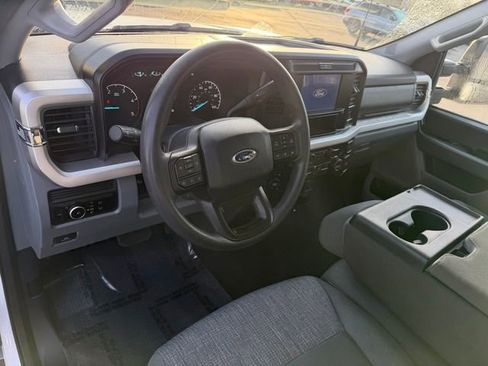 Used 2025 Ford F250 XLT image 11