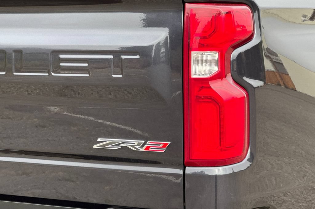 Used 2023 Chevrolet Silverado 1500 ZR2 w/ Technology Package AWD/4WD image 34