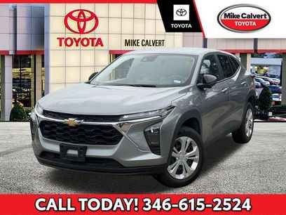 Used 2025 Chevrolet Trax LS