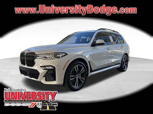 Used 2022 BMW X7 xDrive40i w/ M Sport Package image 1