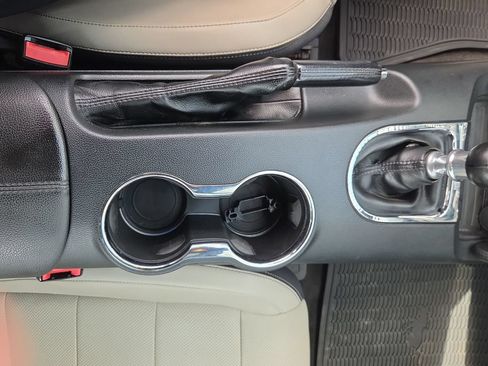 Used 2015 Ford Mustang GT Premium RWD image 40