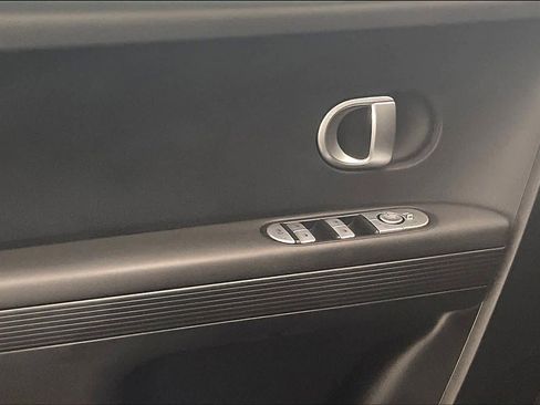 Certified 2024 Hyundai Ioniq 5 SEL image 21