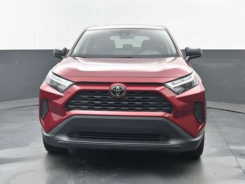 Used 2023 Toyota RAV4 LE FWD image 5