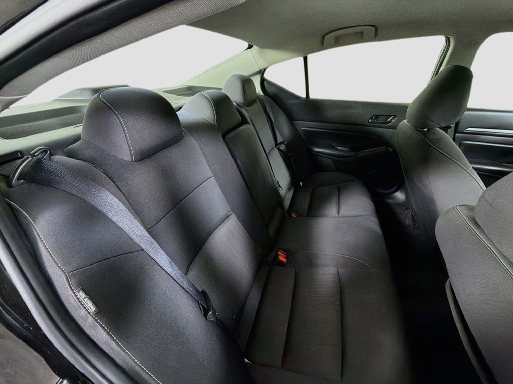 Used 2023 Nissan Altima 2.5 SV FWD image 27