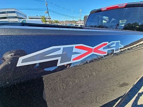 Used 2023 Chevrolet Silverado 1500 Custom image 32