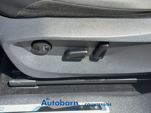 Certified 2023 Volkswagen Tiguan SE R-Line AWD/4WD image 10