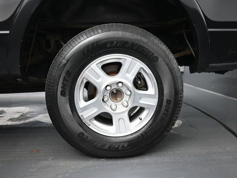 Used 2010 Ford F150 Lariat image 19