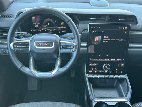 Used 2025 GMC Terrain Elevation AWD/4WD image 16