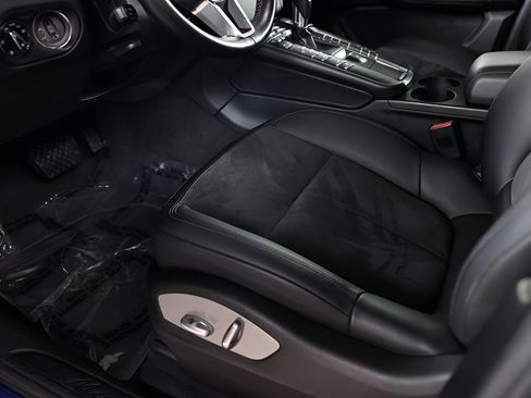 Used 2018 Porsche Macan image 27