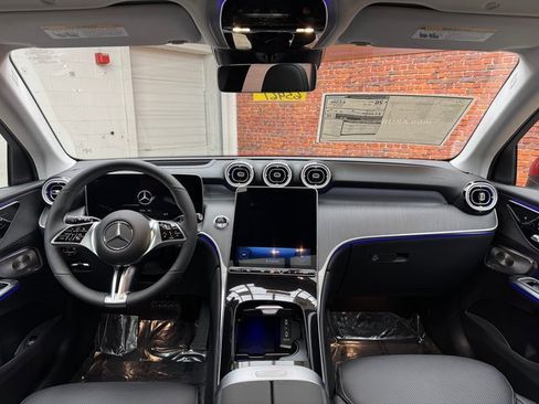 New 2026 Mercedes-Benz GLC 300 GLC 300 image 12