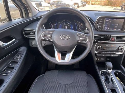 Used 2019 Hyundai Santa Fe SEL FWD image 5