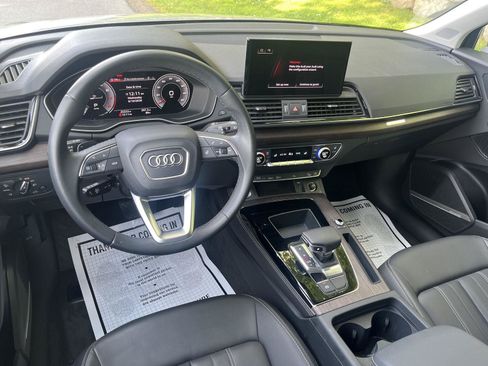 Used 2023 Audi Q5 2.0T Premium Plus w/ Premium Plus Package AWD/4WD image 16