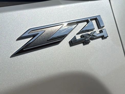 Used 2018 GMC Sierra 1500 SLT image 9