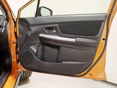 Used 2015 Subaru Crosstrek 2.0i Premium w/ Popular Package #1 image 28