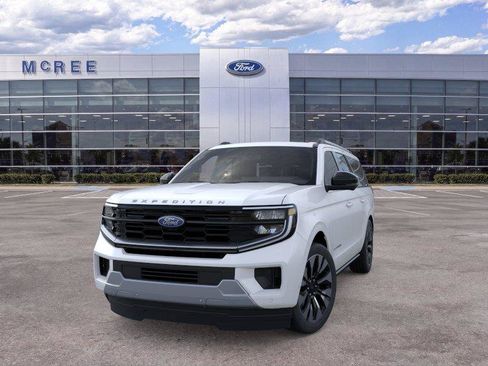 New 2026 Ford Expedition Max Platinum w/ Driver's Package AWD/4WD image 2