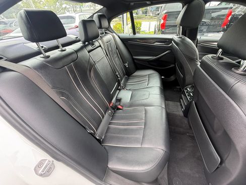Used 2019 BMW 530i w/ Convenience Package RWD image 29