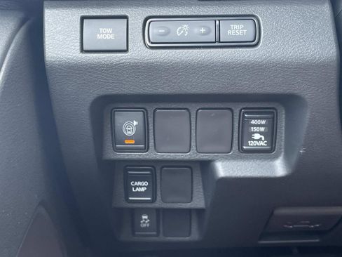 Used 2024 Nissan Frontier SV w/ SV Convenience Package RWD image 24