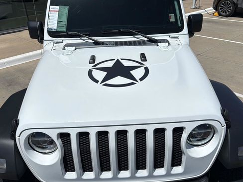 Used 2021 Jeep Wrangler Unlimited Sport AWD/4WD image 6