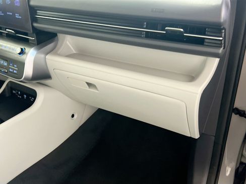 Used 2024 Hyundai Kona SEL FWD image 35