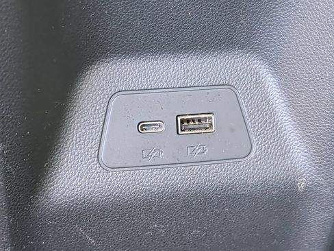 Used 2024 Buick Envision Preferred AWD/4WD image 32