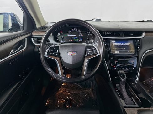 Used 2018 Cadillac XTS Luxury image 21