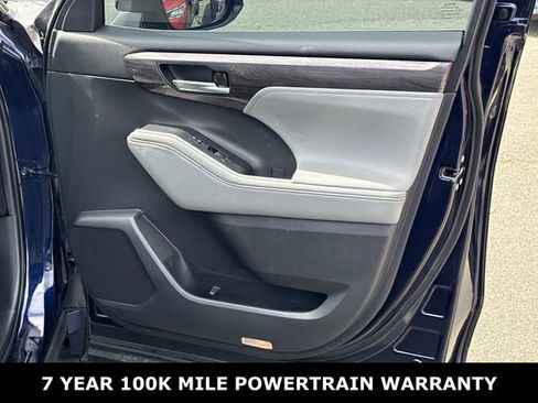 Used 2021 Toyota Highlander Platinum image 8