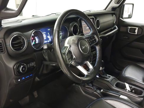 Used 2021 Jeep Wrangler Unlimited Rubicon 4xe w/ Cold Weather Group image 17