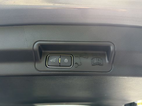 Used 2025 Ford Explorer ST-Line RWD image 52