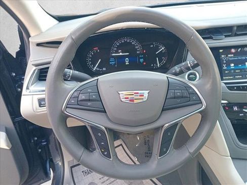 Used 2019 Cadillac XT5 Luxury image 17