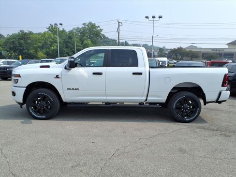 New 2026 RAM 2500 Big Horn AWD/4WD image 7