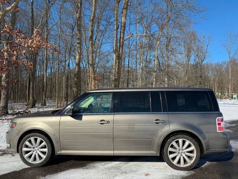 Used 2014 Ford Flex SEL w/ Equipment Group 202A image 2