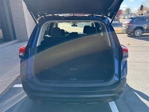 Used 2021 Nissan Rogue S image 6