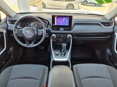 Certified 2025 Toyota RAV4 XLE AWD/4WD image 15