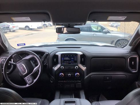 Used 2021 GMC Sierra 1500 SLT RWD image 8