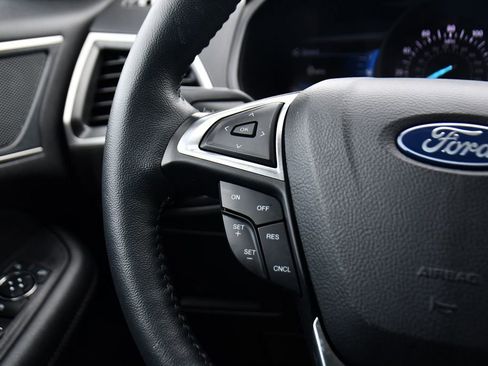 Used 2024 Ford Edge SEL w/ Convenience Package image 33