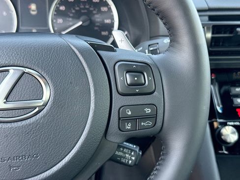 Used 2025 Lexus IS 350 F Sport RWD image 27