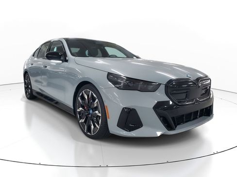 Used 2024 BMW i5 M60 w/ Executive Package AWD/4WD image 3