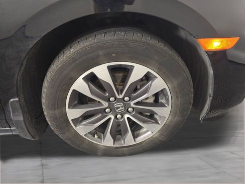 Used 2022 Honda Odyssey EX-L image 9