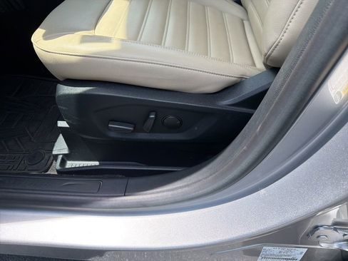 Used 2020 Ford Edge SEL w/ Convenience Package FWD image 14