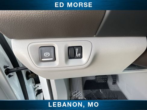 Certified 2019 GMC Acadia SLT FWD image 17