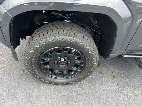 New 2025 Toyota Tacoma SR5 AWD/4WD image 9