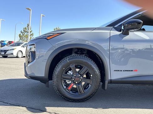 New 2026 Nissan Rogue SV image 8