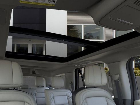 New 2026 Lincoln Navigator Reserve image 45