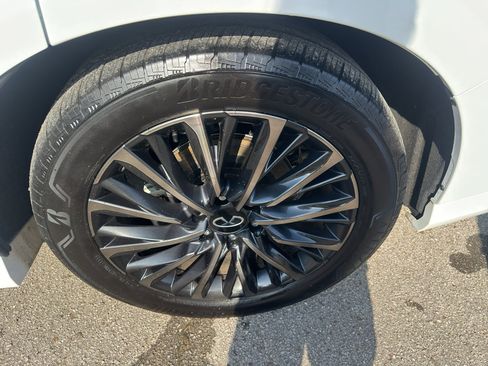 Used 2025 INFINITI QX80 Autograph AWD/4WD image 24
